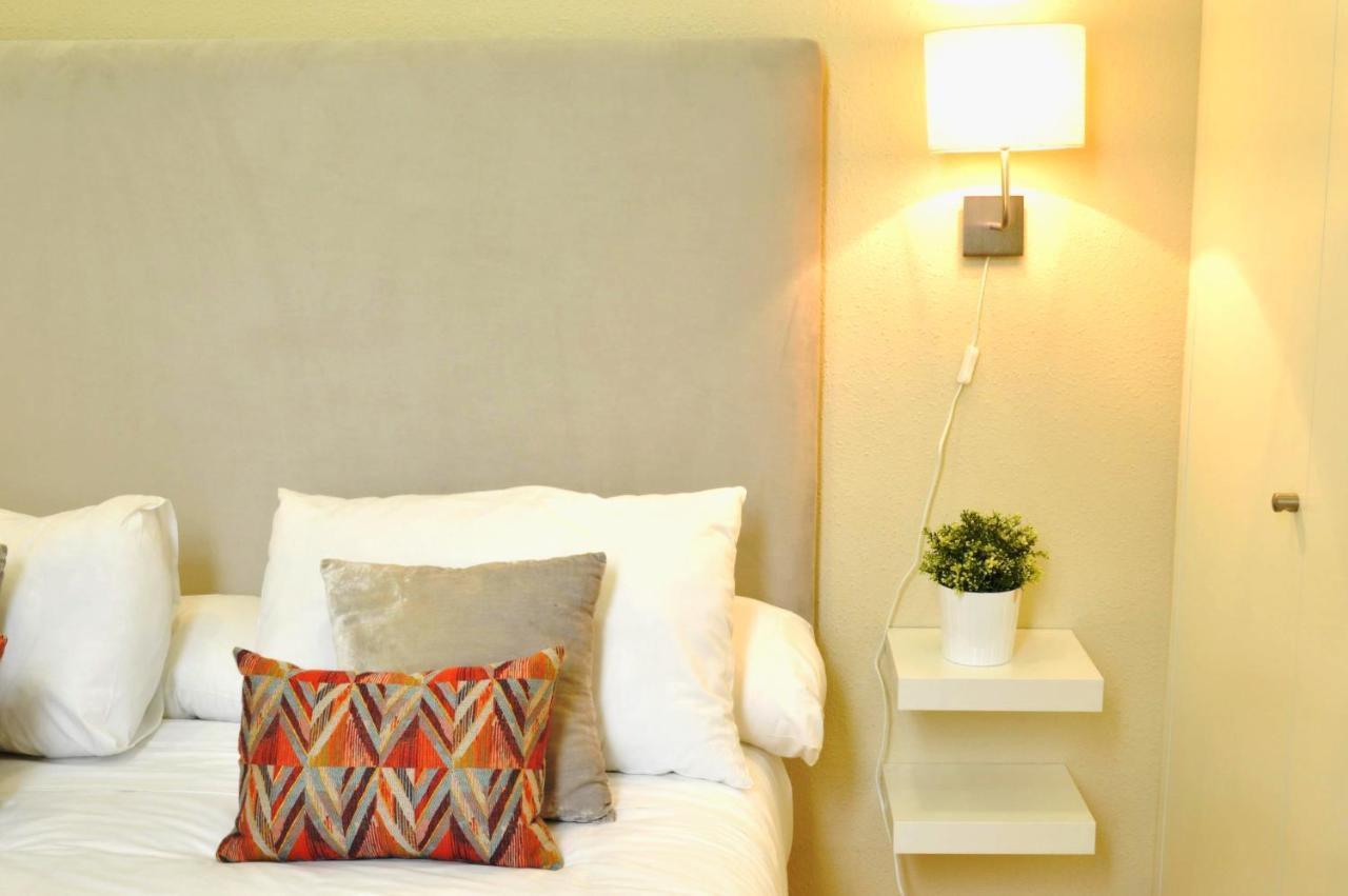 Homeyseville-penthouse Cathedral Tomas De Ibarra St 6 Pax, Parking Optional * Séville